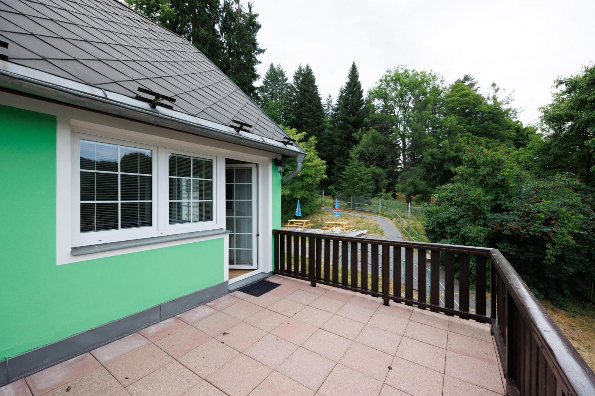 Pension U Golfu Cihelny Karlsbad Exteriör bild