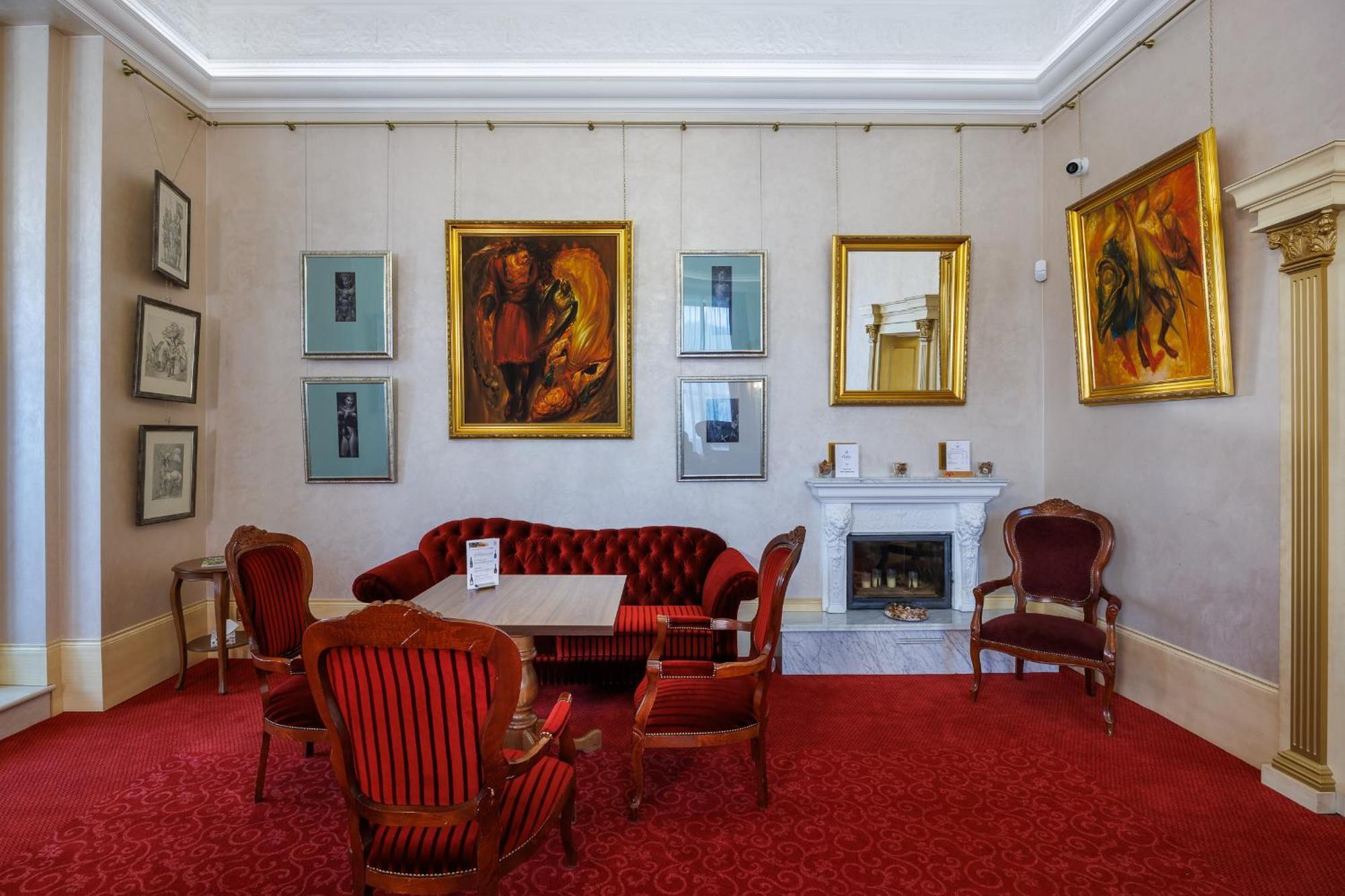 Pension U Golfu Cihelny Karlsbad Exteriör bild