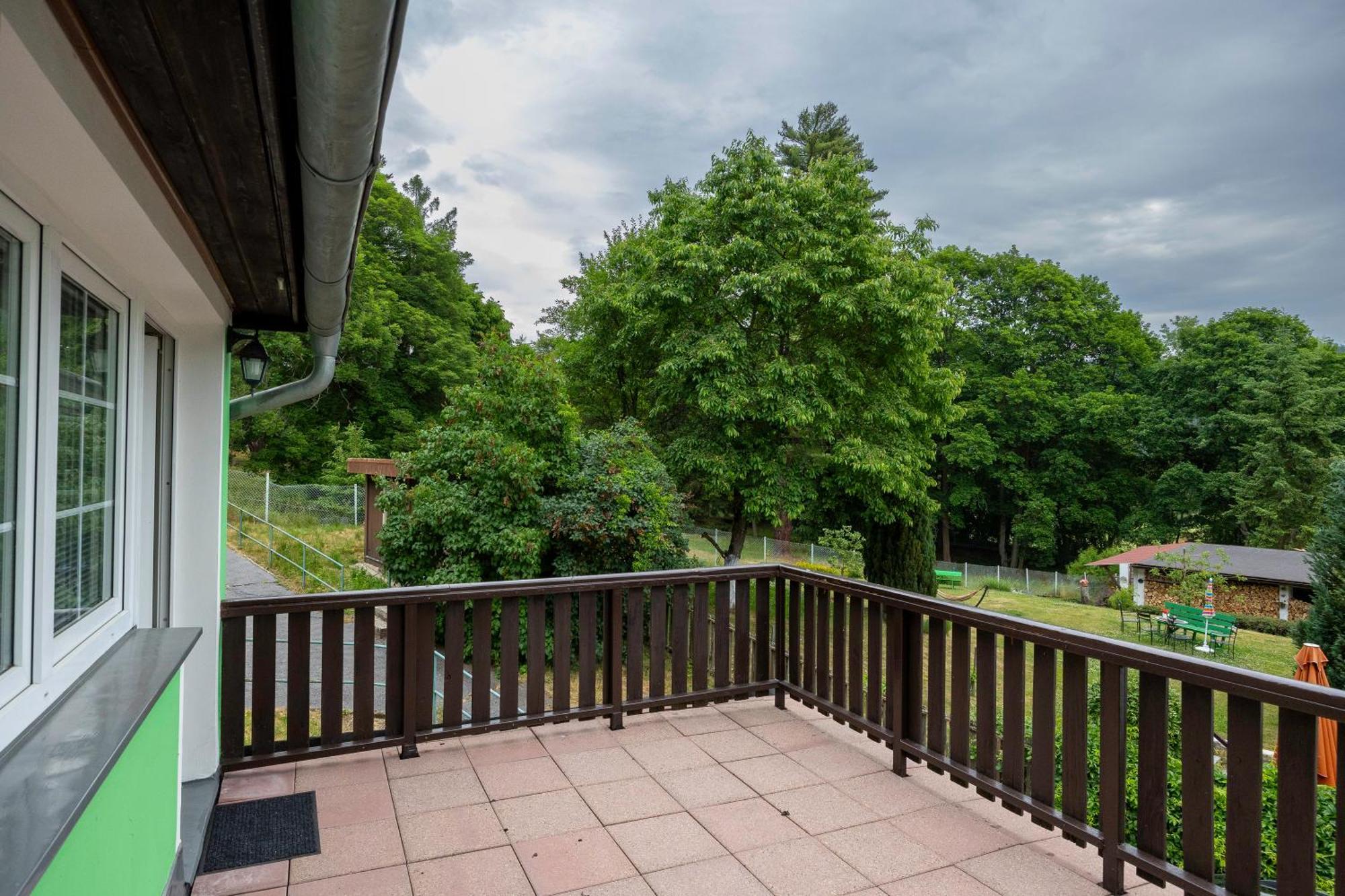 Pension U Golfu Cihelny Karlsbad Exteriör bild